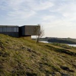 Потрясающий Arborg House покрыт исландским мхом
